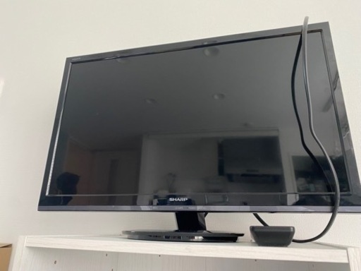 SHARP AQUOS 24型　液晶テレビ　アンテナケーブル付き