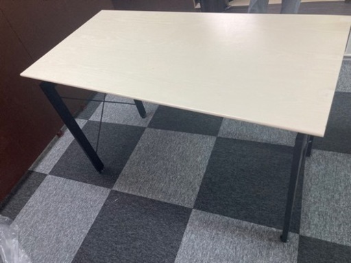 1.デスク横120×奥行60×高さ76