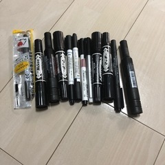 油性マジック　いっぱい