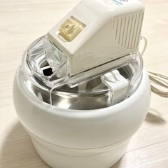 デロンギ アイスクリームメーカーの画像