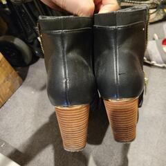 黒 ブーツの画像