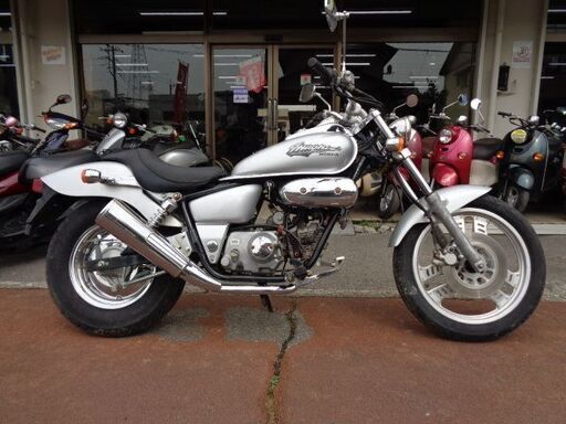 NO.4341　マグナ５０ （ＭＡＧＮＡ）　４サイクル　クラッチ付き４速ミッション　シルバー　☆彡