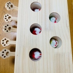 お値段下げました。猫のおもちゃ(もぐらたたき)