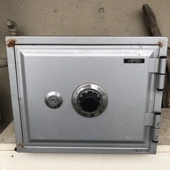 開かずの金庫　ダミー金庫 無料