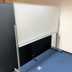 【訳あり】ホワイトボード 1800mm*1800mm 引き取り希望　の画像