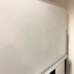 【訳あり】ホワイトボード 1800mm*1800mm 引き取り希望　の画像