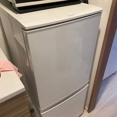 ✳︎配送手配可  SHARP 137L 冷蔵庫【SJ-D14C-S】