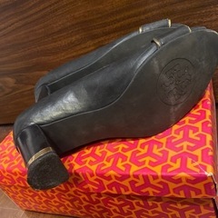 TORY BURCH トリー・バーチ　オープントゥパンプス　差し上げますの画像