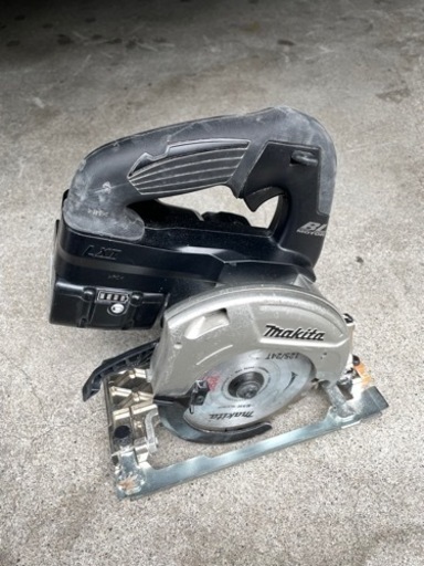 マキタ　14V 際切り対応丸鋸　HS470D