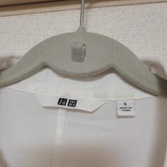 中古⭐UNIQLO　半袖　白シャツの画像
