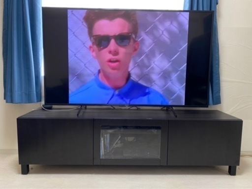 【お取引き中】Sony Bravia 65インチとテレビ台一緒にお譲りします。