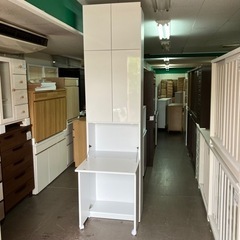 新品訳あり　壁面収納 デスクタイプ６０cm幅ホワイト つっぱり ...