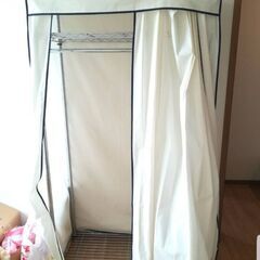 【取引中】【定価6000円】ハンガーラック