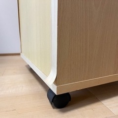 デスク　机　キャビネット　の画像