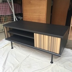 おしゃれなテレビ台　メーカー不明　モダン　シック　木目調　ダーク...