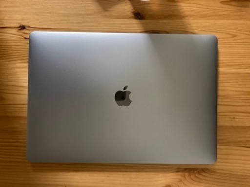 2017 MacBook pro 15.6インチ 16GBメモリ 500GB 