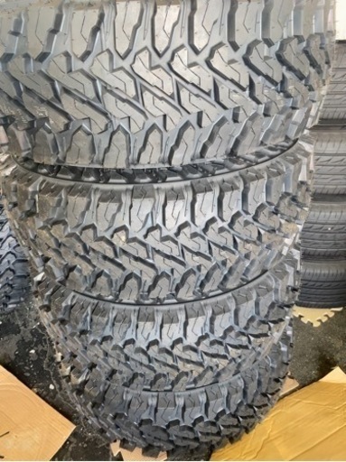 新品タイヤ31×10.50R15・ミッキートンプソンアルミホイール4本セット