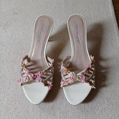ピンク小花使いサンダル