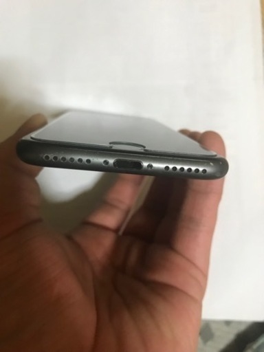 iPhone8 中古