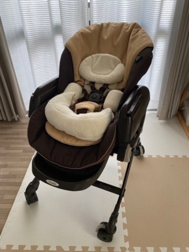 【大幅値下げしました】コンビ ネムリラ オートスウィング BEDi 電動ハイローチェア