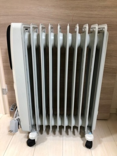 デロンギ　オイルヒーター