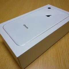 ｉＰｈｏｎｅ８　シルバー　64ＧＢ　新品 未使用品　ＳＩＭフリー　バッテリー新品交換済み　最大容量１００％の画像