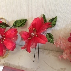 成人式　パーティ　髪飾り　お花飾り　ヘアアクセサリー　着物　　七五三の画像