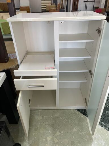 食器棚　リサイクルショップ宮崎屋住吉店　22.6.22　ｙ
