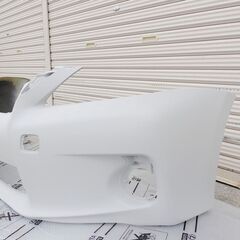 レクサス LEXUS CT200h フロントバンパー サフェーサ仕上げ ZWA10 純正 ノーマル バンパーの画像