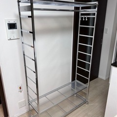 定価3万円 ハンガーラック