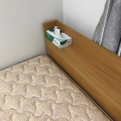 【商談中】セミダブルベッド＋マットレス　　無料の画像
