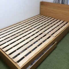 【商談中】セミダブルベッド＋マットレス　　無料の画像