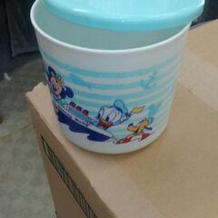 60個ディズニーキャラクター　プラスチックカップの画像