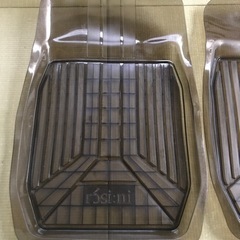 決まりました　フロアマット　防水　ワンボックス用⁇の画像