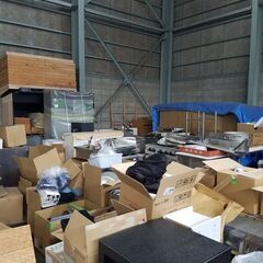 カフェ等店舗閉業に伴い備品大量在庫有り
