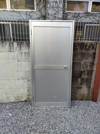 アルミドア（鍵付き）