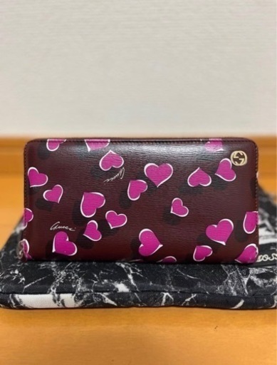 GUCCI 長財布　ハートビート