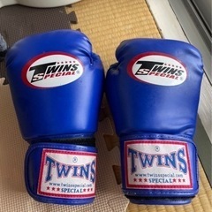 TWINS　青　10オンス　ボクシンググローブ　ツインズ　マジッ...