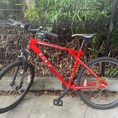 自転車 クロスバイク スポーツバイク