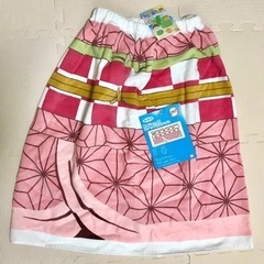 鬼滅の刃　禰󠄀豆子のプールタオル　新品の画像