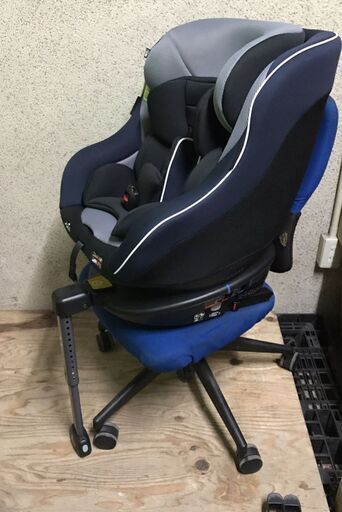 美品 joie ジョイー KATOJI カトージ チャイルドシート Arc360°ISOFIX アーク C1416ACBNV500