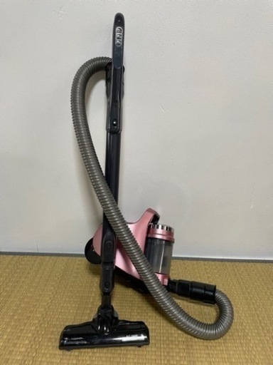 TOSHIBAサイクロン式掃除機