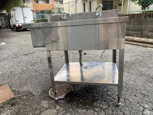 値下げしました❗️ 1層シンク　業務用、飲食店、事務所や倉庫用に　W900×D600×Ｈ800 