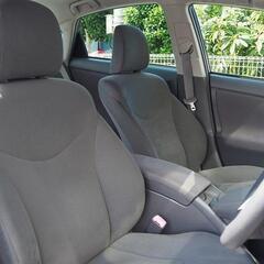 【自社ローン】プリウス S　４万㌔代　オンライン商談審査契約OKの画像