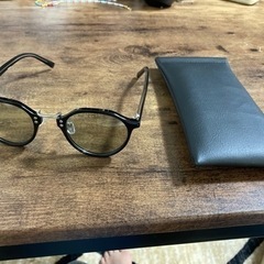 調光レンズ　サングラス　グレー&グリーン