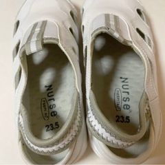 ナースサンダル 23.5cmの画像