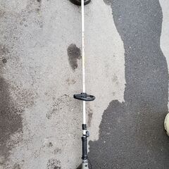 値下げ　マキタ草刈機　MEM264Lの画像