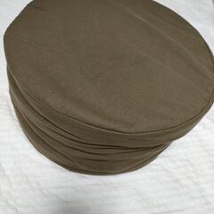 【0円】クッションゆずりますの画像