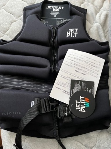 ジェットパイロットライフジャケット新品未使用