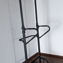 【最新式】懸垂バー　使用年数１年未満の画像